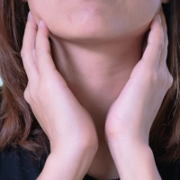 メキタジン錠とセフジニル錠、授乳中に服用しても問題ないですか？